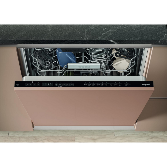 Hotpoint H8IHP42LUK Integrated Full Size Dishwasher